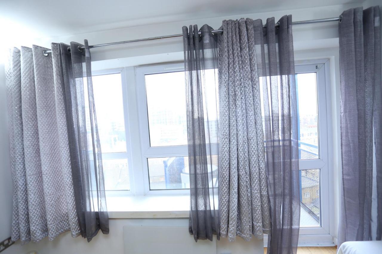 Gorgeous 2 Bedroom 2 Bathroom Woolwich Londres Exterior foto