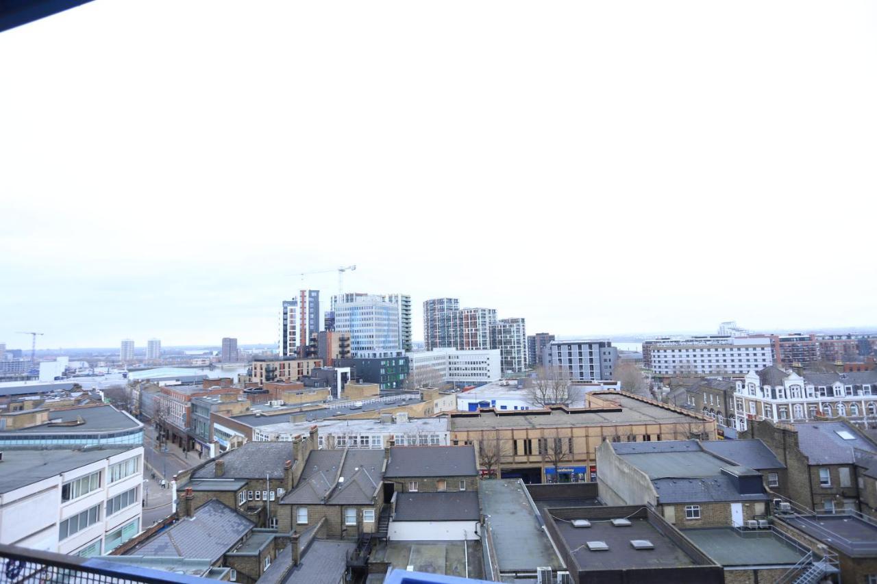 Gorgeous 2 Bedroom 2 Bathroom Woolwich Londres Exterior foto